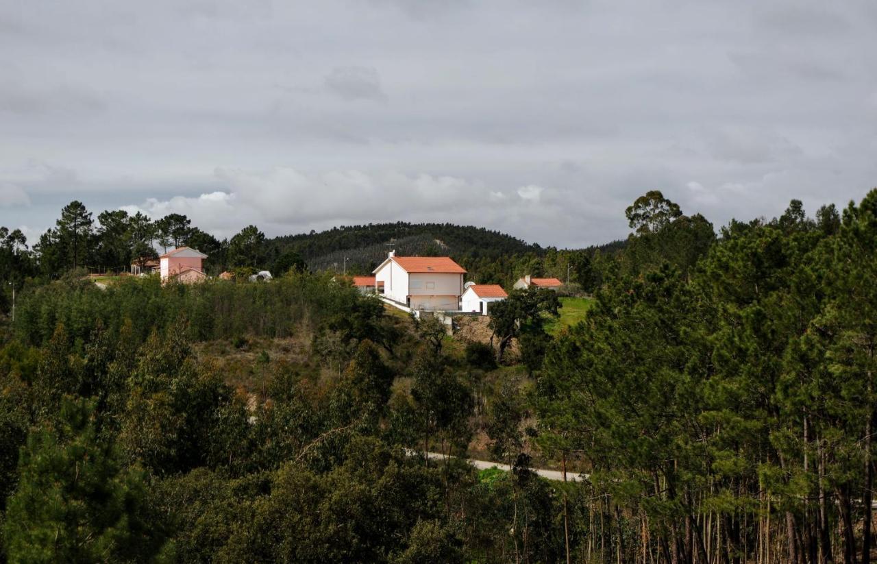 Quintinha Do Outeirinho Acomodação com café da manhã Soure Exterior foto